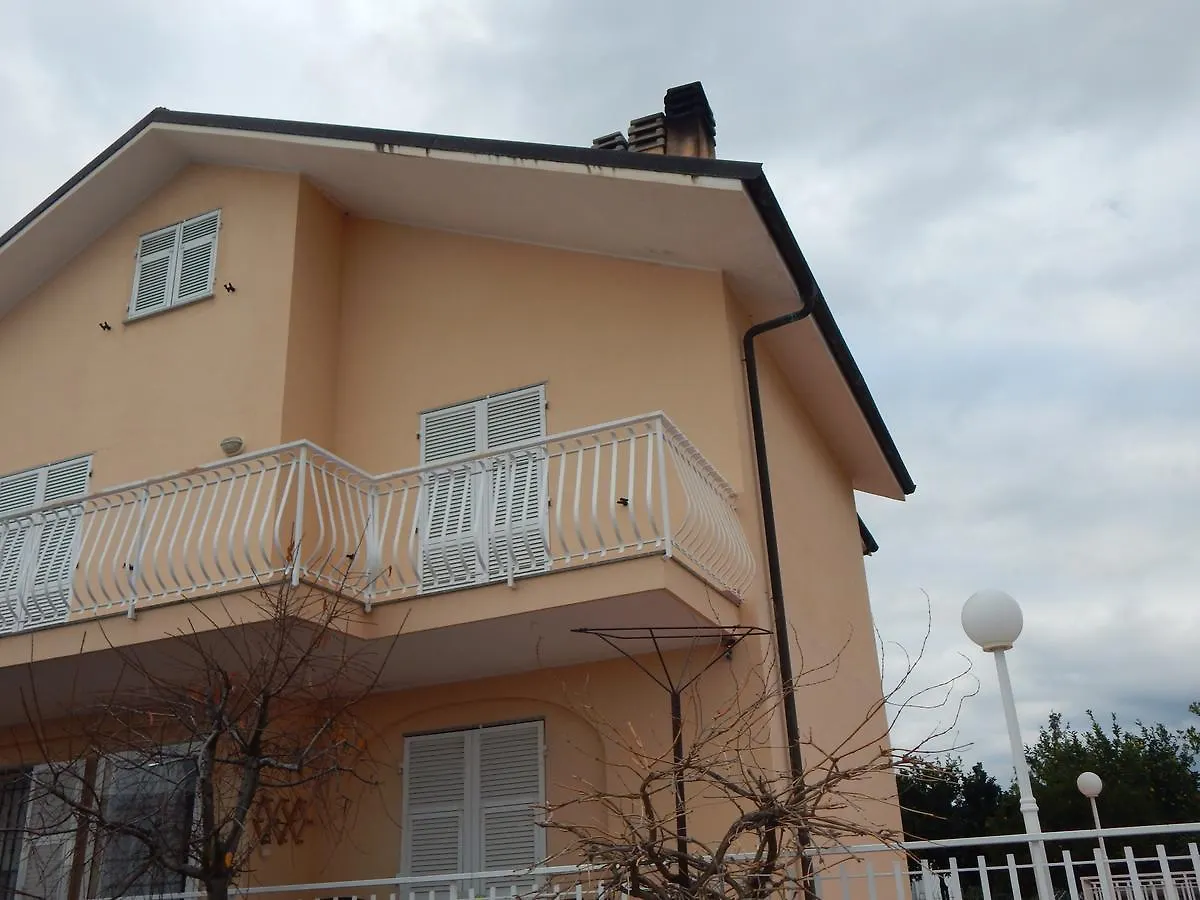 Agriturismo Nonna Merj Albenga Farmház