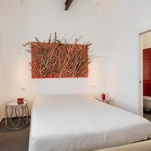 Couette-café Umémà, Albenga